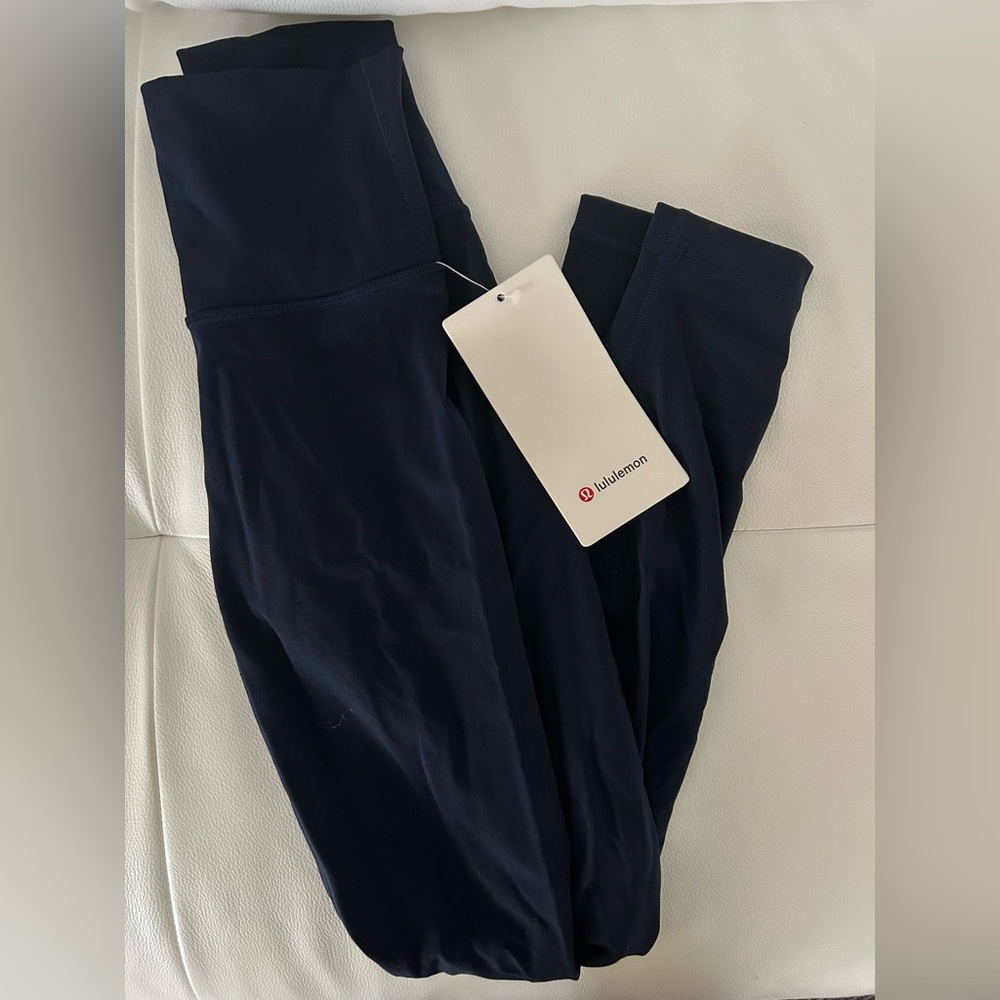 NWT Lululemon wunder under leggings